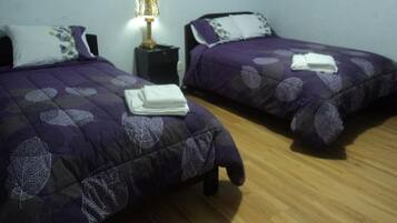 Basic Twin Room | Free WiFi, bed sheets