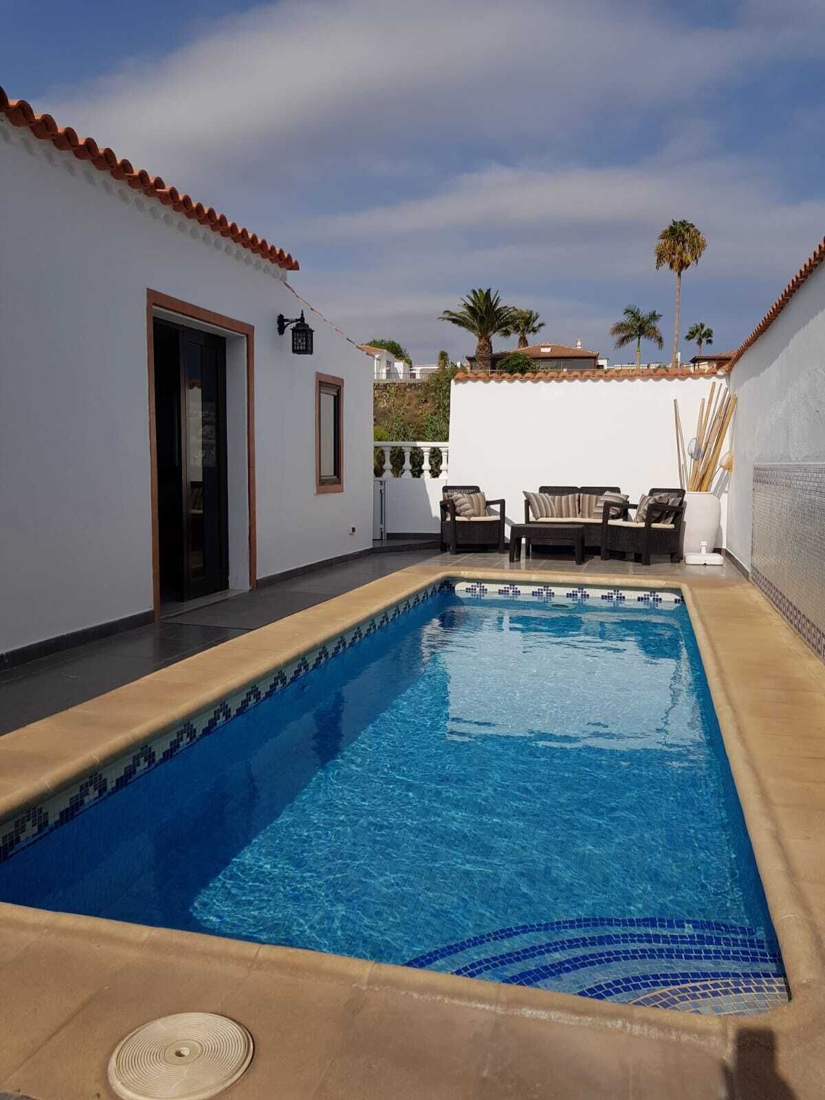 Piscina externa, piscina aquecida
