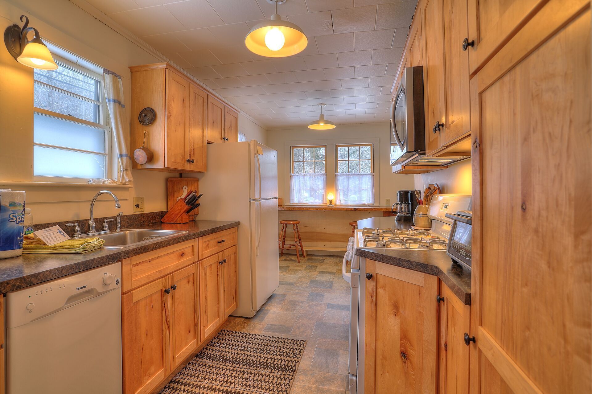 Balsam Heights - Recently renovated home on the Bald Mountain Road