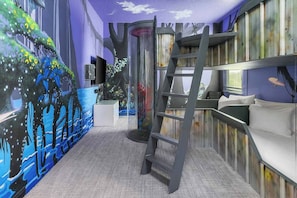 10 bedrooms, desk, iron/ironing board, travel crib