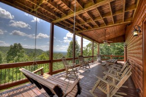 Terrace/patio - Above Raven Ridge - Mineral Bluff (Mineral Bluff)