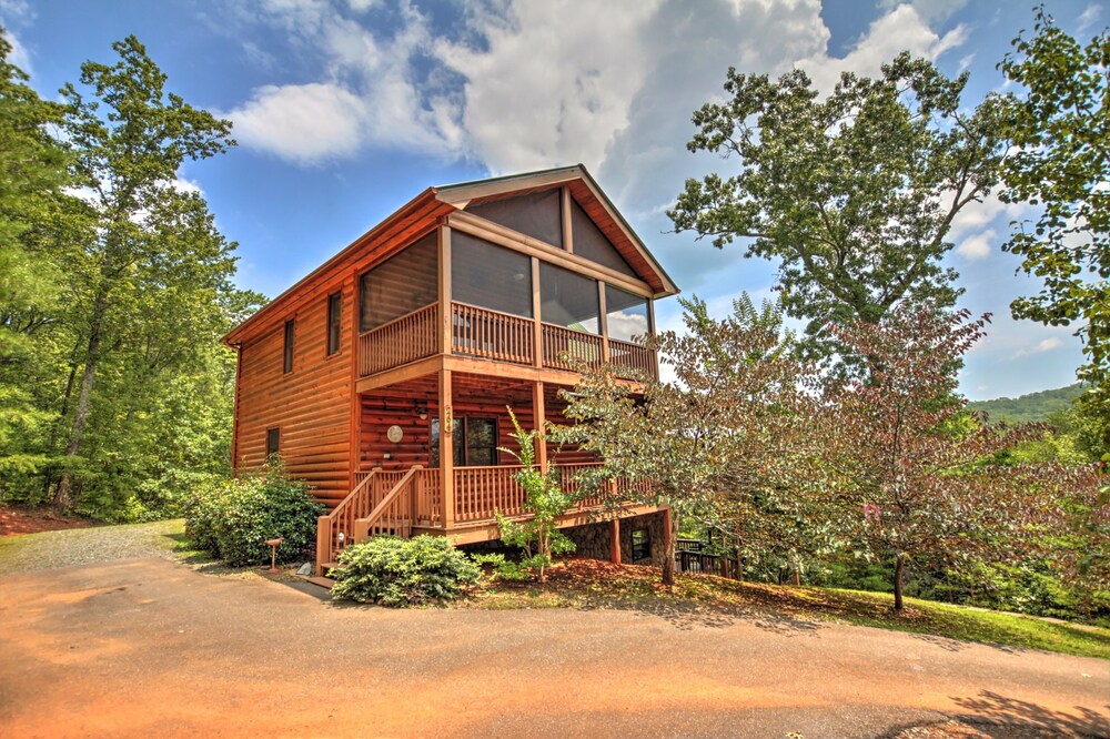 Bearing Haus - Aska Adventure Area, 10 minutes from Blue Ridge