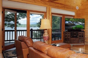 TV, fireplace, DVD player