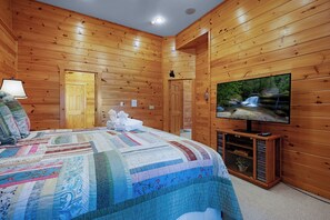5 bedrooms, Internet, bed sheets - When in Rome - Lake Blue Ridge (Blue Ridge)