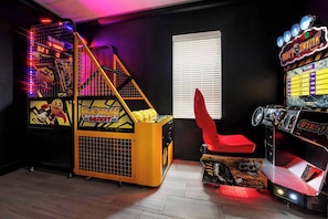 Spielezimmer