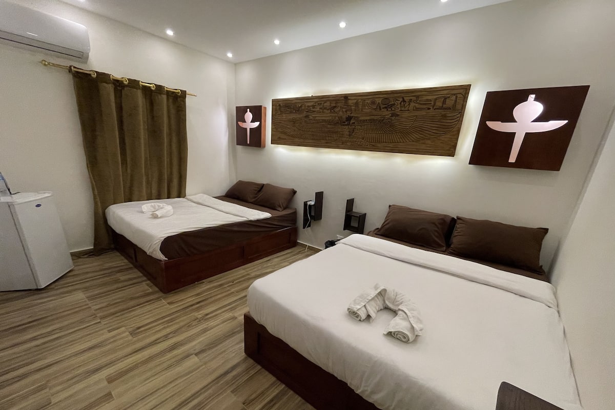 Deluxe Quadruple Room | 1 bedroom, Egyptian cotton sheets, premium bedding, pillowtop beds