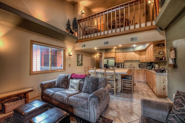 Televisor, llar de foc, reproductor de DVD i futbolí