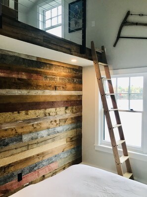 4 bedrooms, WiFi, bed sheets