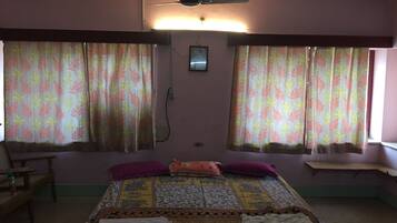 6 sovrum, strykjÀrn/strykbrÀda, wi-fi och sÀngklÀder