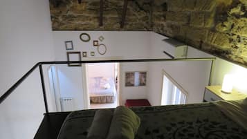 2 bedrooms, iron/ironing board, travel crib, free WiFi