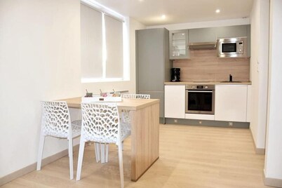 Beautiful apartment located in the Louvre-Bollaert district