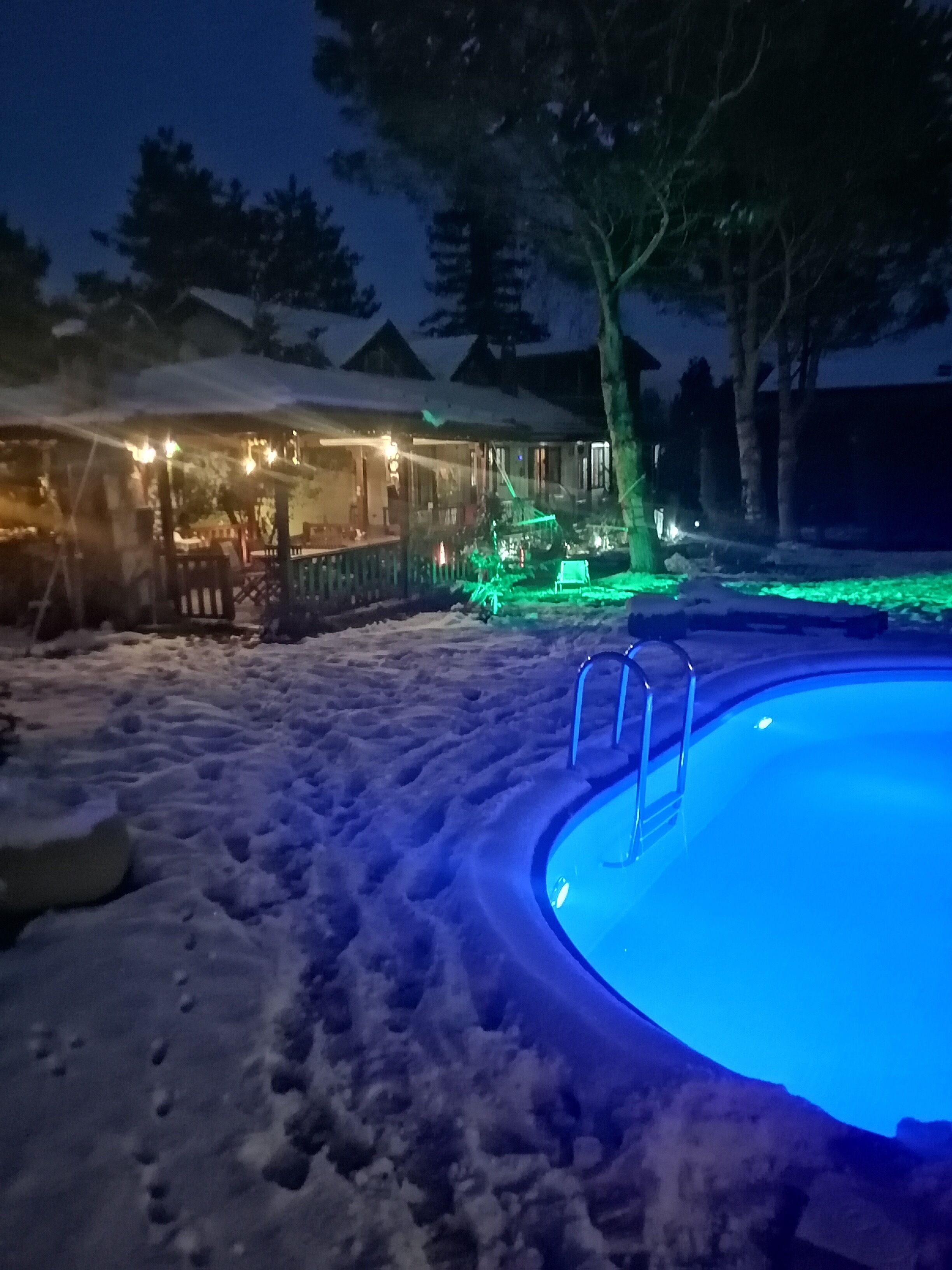 AtakanlarChalet 4000m2 garden