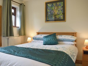 2 bedrooms, free WiFi, bed sheets - 2 bedroom accommodation in Bellerby, near Leyburn (Bellerby, near Leyburn)