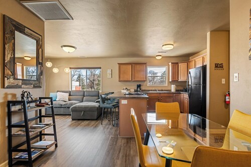 SIJAINTI?  Niin keskeinen kuin se saa täydellisen Grand Junction -loman!