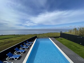 Piscina a l'aire lliure