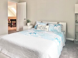 5 chambres, bureau, fer et planche à repasser, accès au Wi-Fi (inclus)