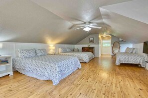 2 bedrooms, desk, iron/ironing board, travel cot