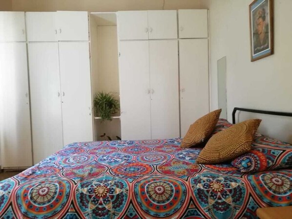 8 bedrooms, WiFi
