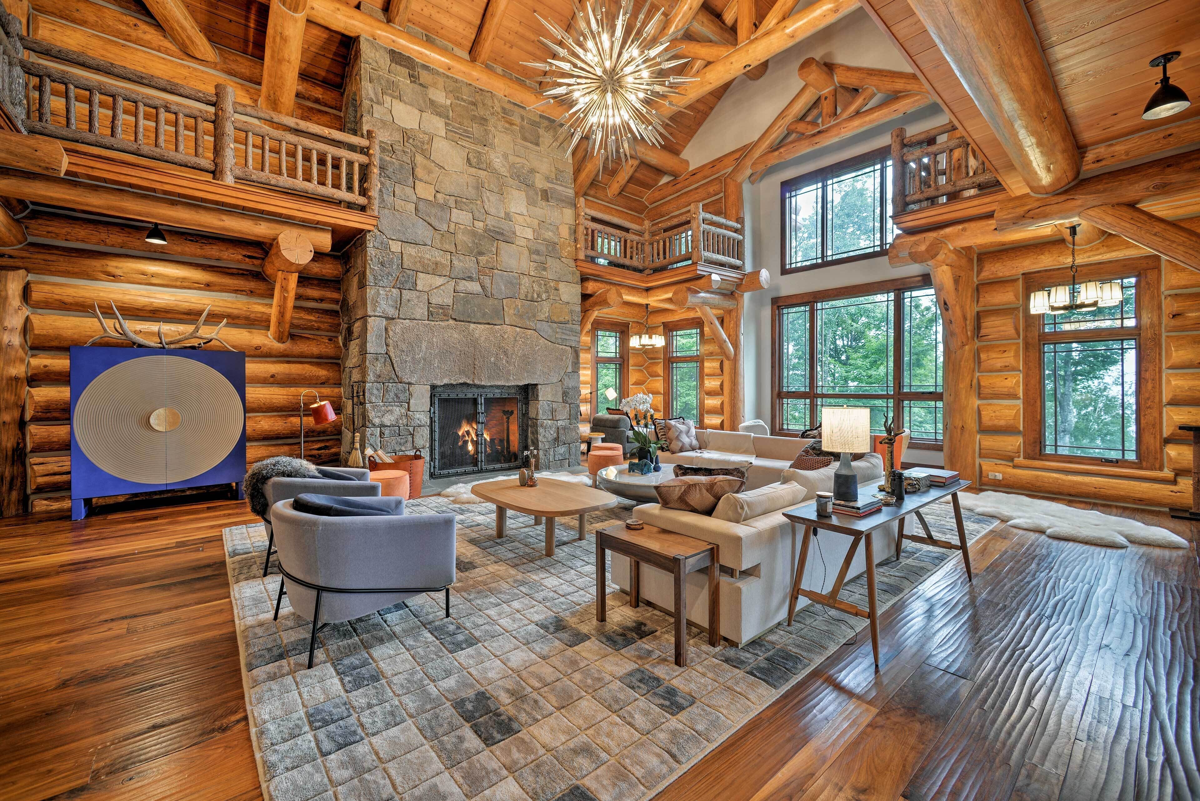 Luxury Mountain Log Home, Ski-In/Ski-Out to Windham Resort