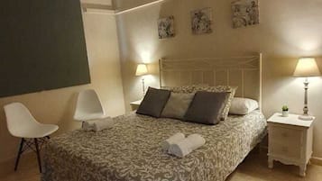 2 slaapkamers, een strijkplank/strijkijzer, gratis wifi, beddengoed