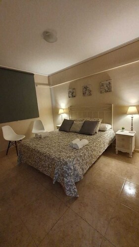 house with 3 bedrooms