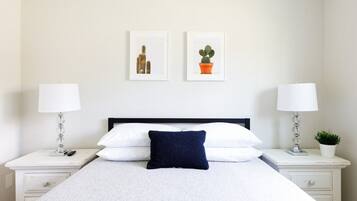 2 bedrooms, desk, iron/ironing board, travel crib