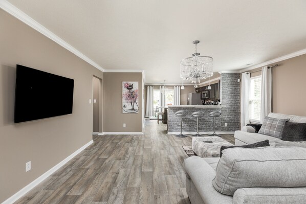 Een televisie, Netflix en streamingdiensten