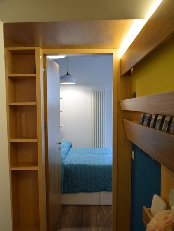 3 chambres, fer et planche Ă repasser, Wi-Fi, draps fournis