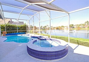 Una piscina riscaldata