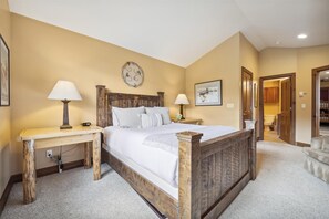 3 室のベッドルーム、アイロン / アイロン台、WiFi (無料)、ベッドシーツ