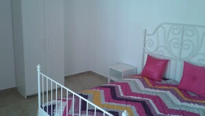 1 habitación, cuna de viaje, wifi gratis y ropa de cama 