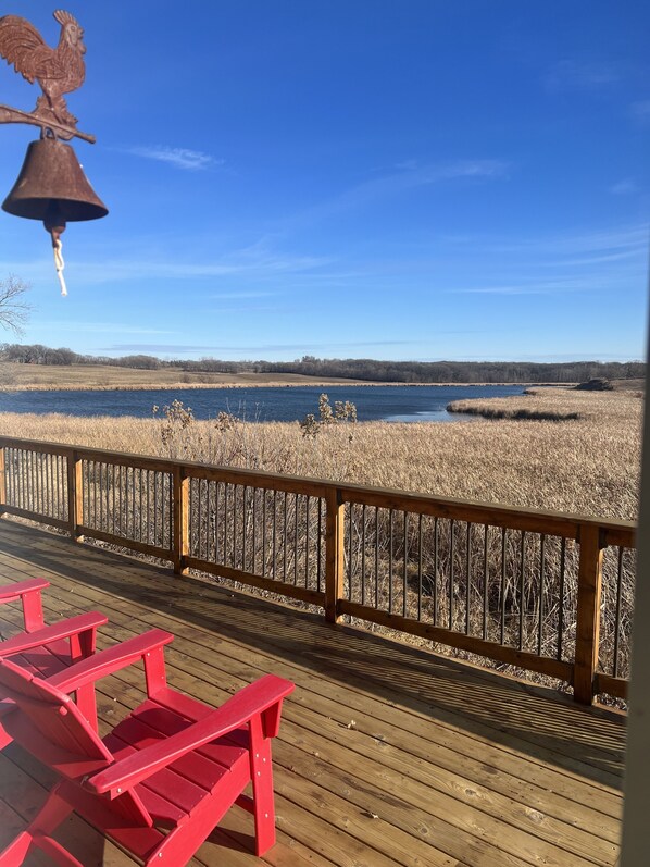 Property grounds - Sleeps groups to 12! Modern open spaces. Yoga loft. Deck. Kitchen. Peaceful. (Dalton)