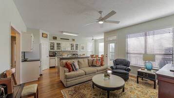 Fernseher, DVD-Player