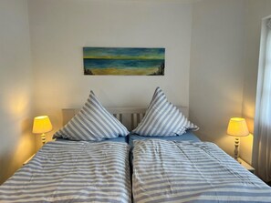 3 Schlafzimmer, Schreibtisch, Bügeleisen/Bügelbrett, kostenloses WLAN