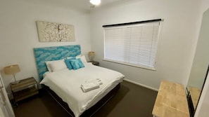 2 chambres, surmatelas, fer et planche à repasser, Wi-Fi