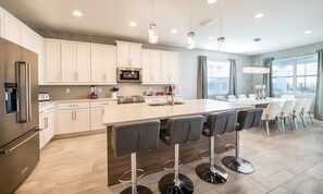 Fridge, microwave, oven, stovetop - Modern Home with Game Room in Encore (Kissimmee)