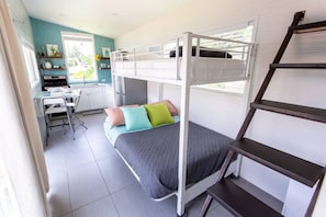 1 chambre, fer et planche Ă repasser, Wi-Fi, draps fournis