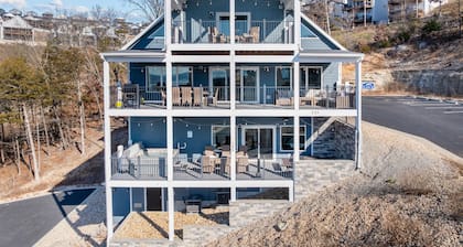 Kaunis Lakeview 10 Master -sviitti / yksityinen poreallas / ulko- / uima-allas