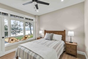 6 bedrooms, Internet, bed sheets