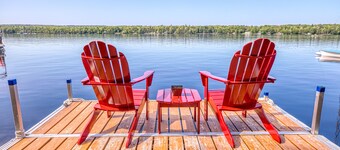 Lakefront compound consisting of 3 cottages - close to Acadia