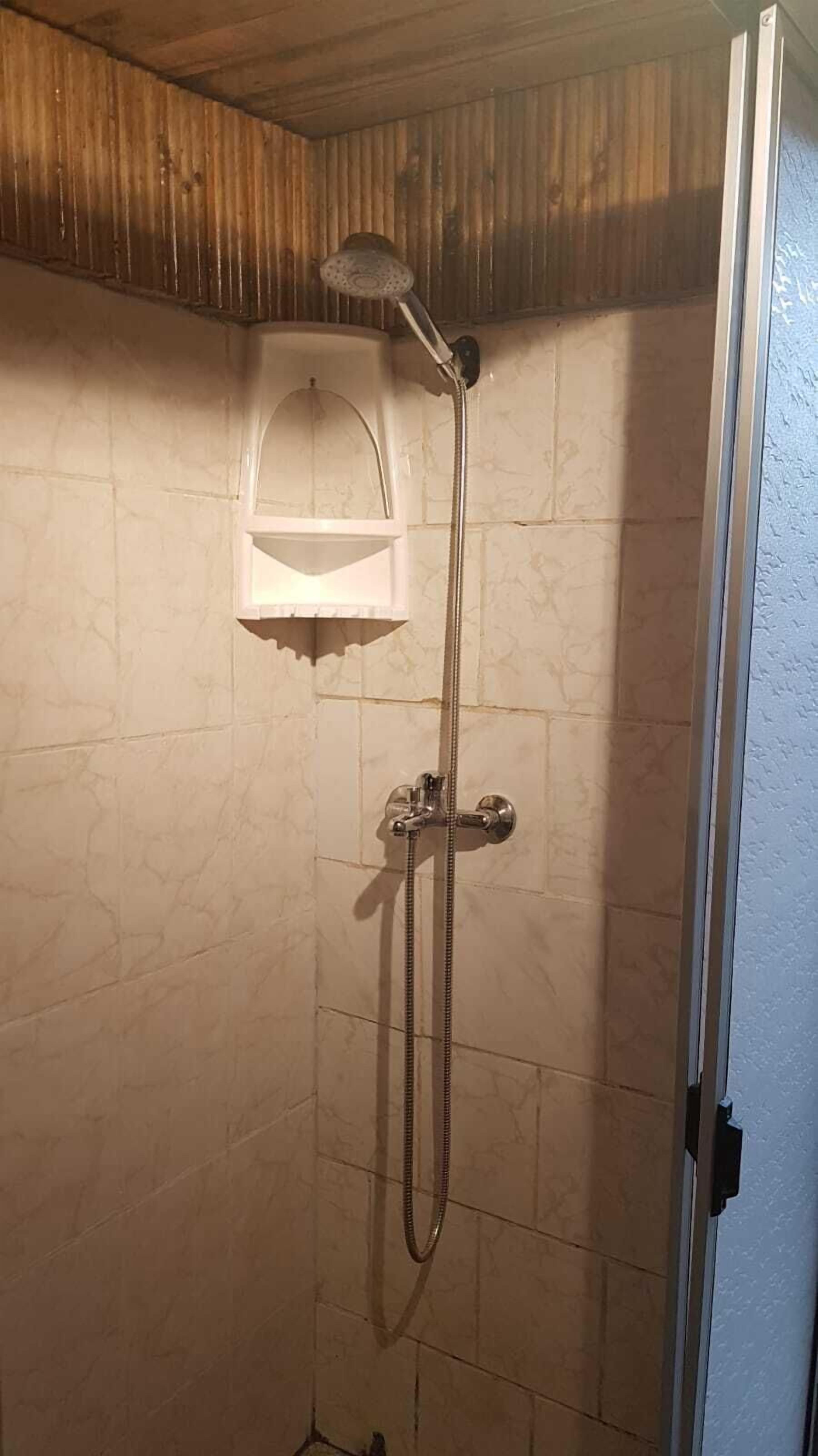 Design Apartment | Bathroom shower