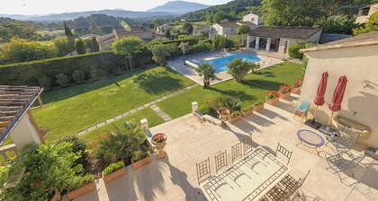 Villa confort 5*- splendide vue Mt.Ventoux - calme et nature à 2km du centre