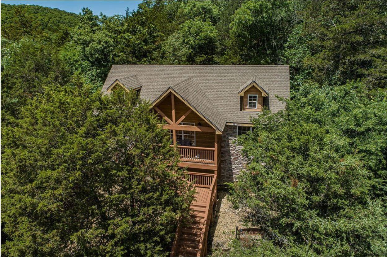 Exquisite Private Mtn. Cabin in gated resort!
