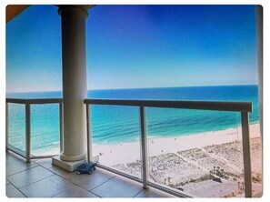 This is the view from the tower V. My unit faces the beautiful Santa Rosa Bay.  - A day in paradise! Beachfront - great views from all rooms. Pensacola  beach. (Pensacola Beach)