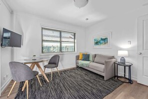 TV, Netflix, streaming services