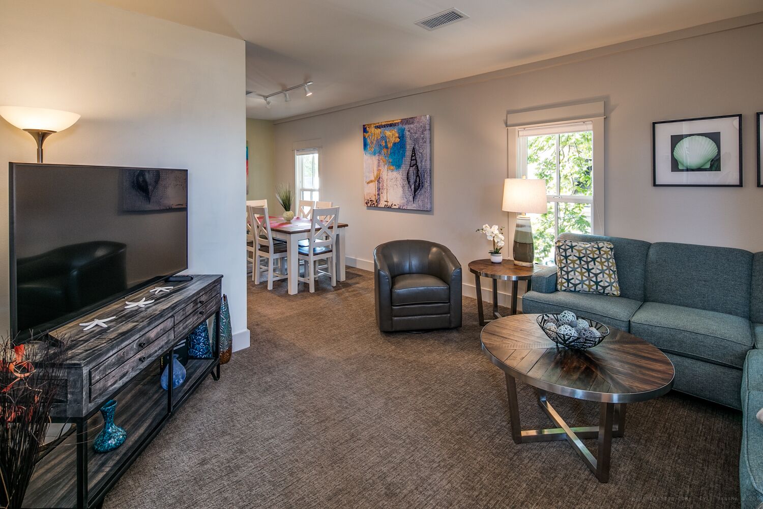 La Conner, Tillinghast Residence B #402