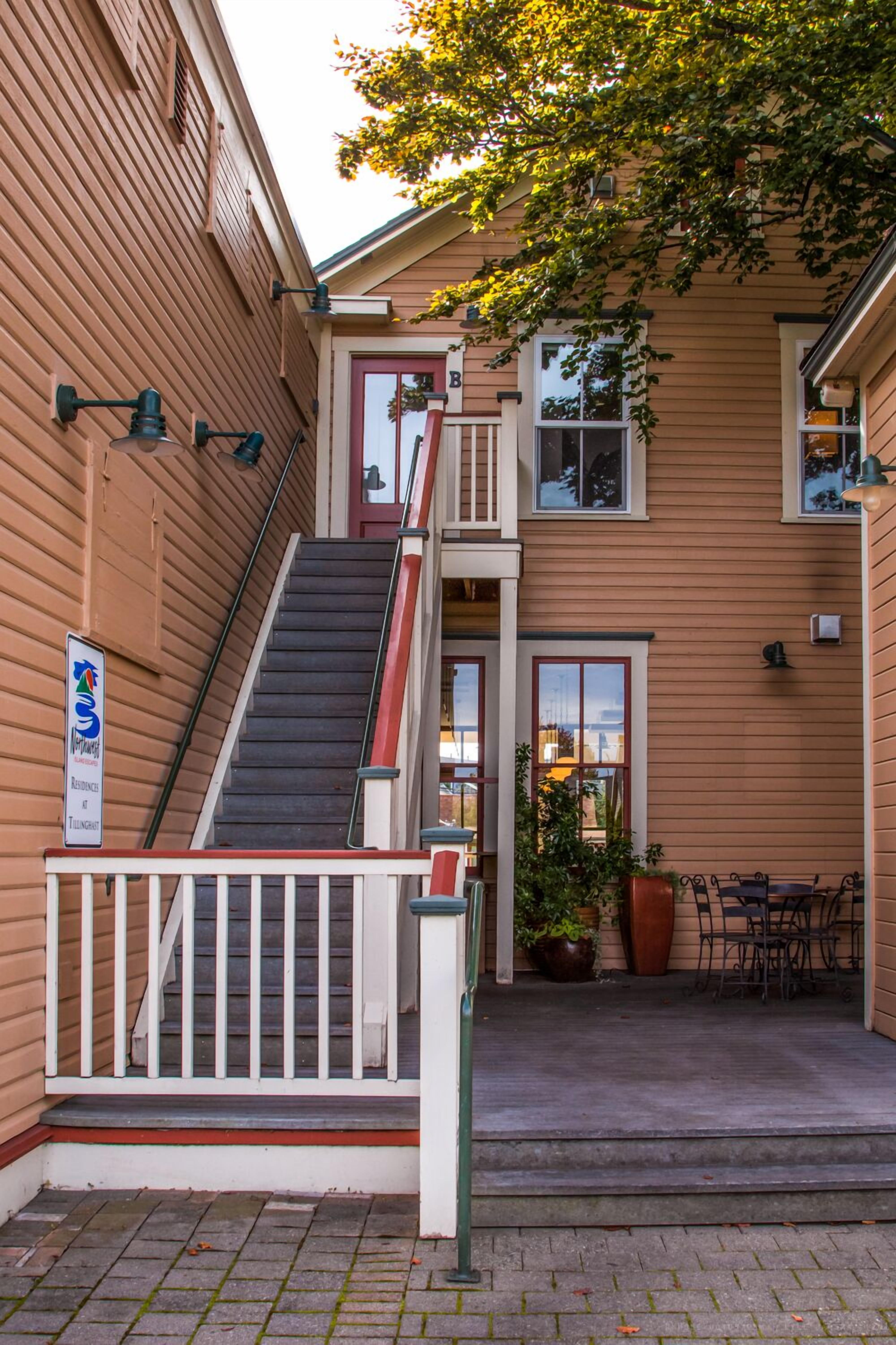 La Conner, Tillinghast Residence B #402