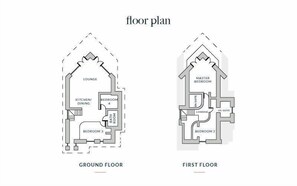 Plano de planta de un hotel que muestra un salón, cocina-comedor y varias habitaciones en la planta baja y en el primer piso.