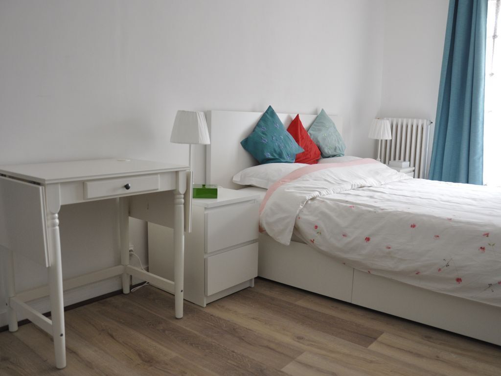 Charming villa 5 minutes from Amboise Master suite