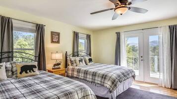 7 slaapkamers, een strijkplank/strijkijzer, reisbedje, gratis wifi